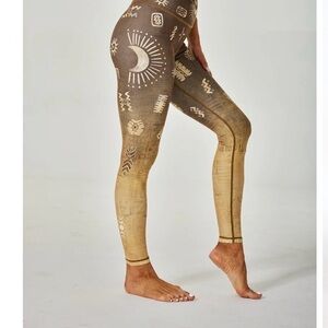 Silverwind Aureus high waisted Women's Leggings- size XS NWOT